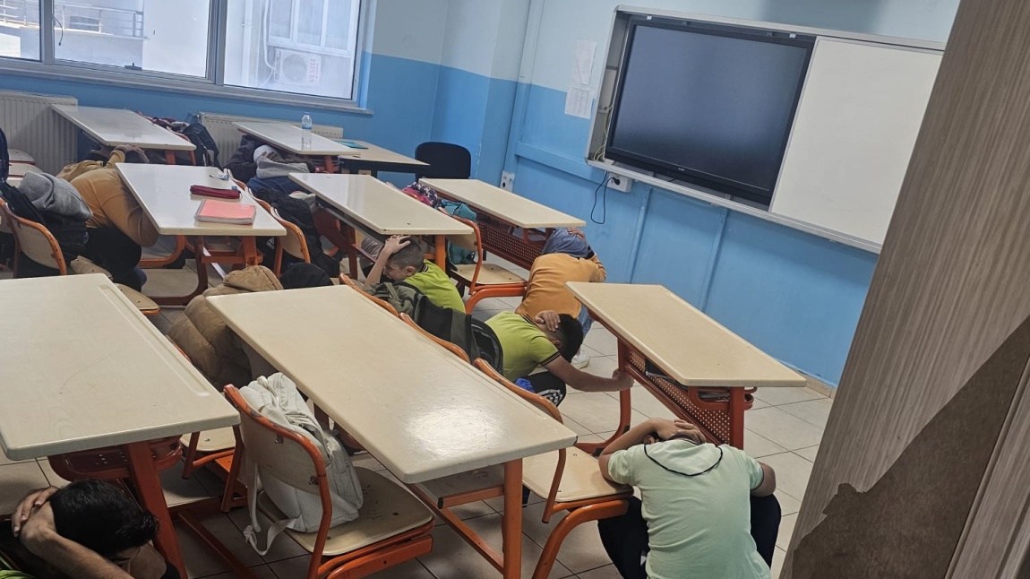 Okulumuzda Deprem Tatbikatı Yapıldı
